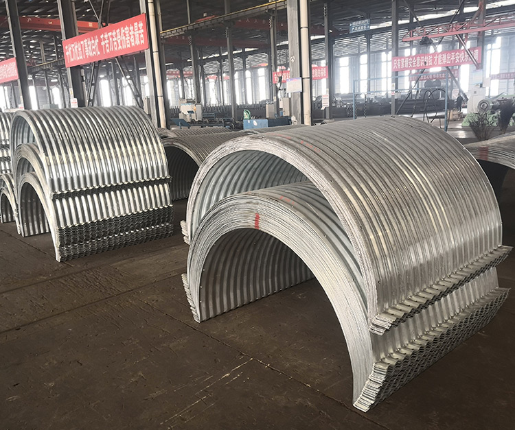 Flanged nestable corrugated metal pipe